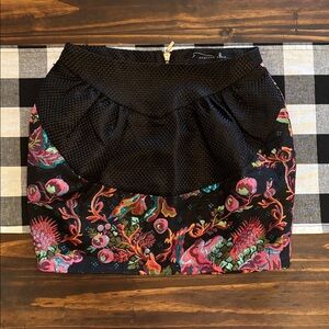 English Rose NWOT Black & Floral Mini Skirt small
